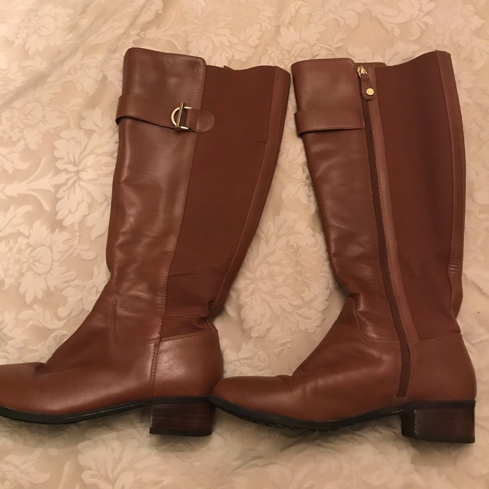leather/stretch Isaac Mizrahi wide calf boots